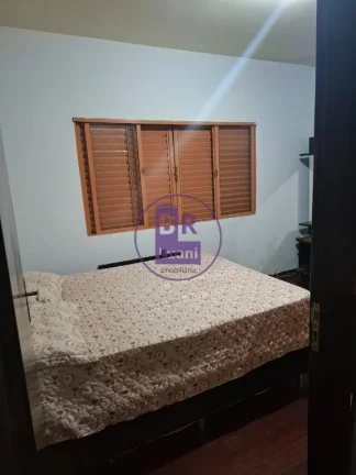 Imagem Casa com 3 Quartos à Venda no Guanabára com 186m² de Área Útil