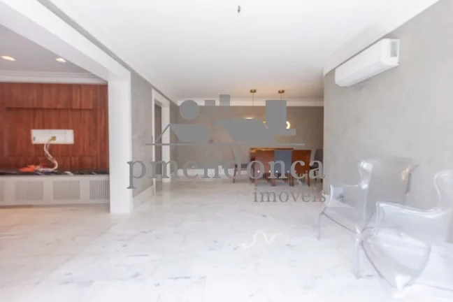 Imagem Apartamento à Venda em Perdizes todo reformado com 3 quartos e 2 vagas, 120m²