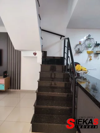 Imagem Casa à venda em São Paulo-SP, Vila Salete: 3 quartos, 1 suíte, 1 sala, 2 banheiros, 1 vaga, 90m². Venha conferir!