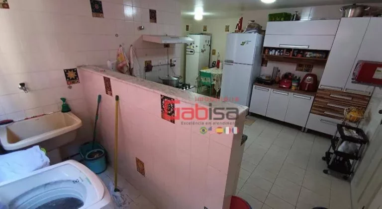 Imagem Apartamento com 3 dormitórios à venda, 189 m² por R$ 800.000,00 - Vila Nova - Cabo Frio/RJ