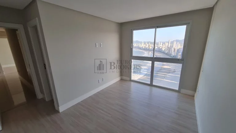 Imagem Apartamento com 3 suítes à venda no edifício Infinity Cost