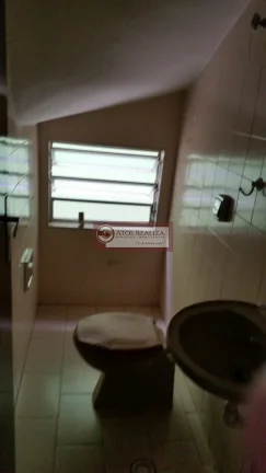 Imagem Vendo lindo sobrado com Edícula em Jardim Santa Cruz (Campo Grande) - São Paulo 167M², 4 Dormitórios, 1 Suíte, 3 Banheiros e 2 vagas de garagem por R$ 670.000. Oportunidade.
