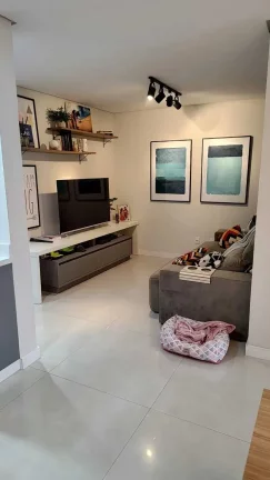 Imagem Apartamento com 2 dormitórios sendo 1 suíte e 2 vagas de garagem no bairro São Judas em Itajaí - SC