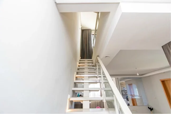 Imagem Cobertura Duplex para Venda em Curitiba, Cristo Rei, 2 dormitórios, 1 suíte, 3 banheiros, 2 vagas