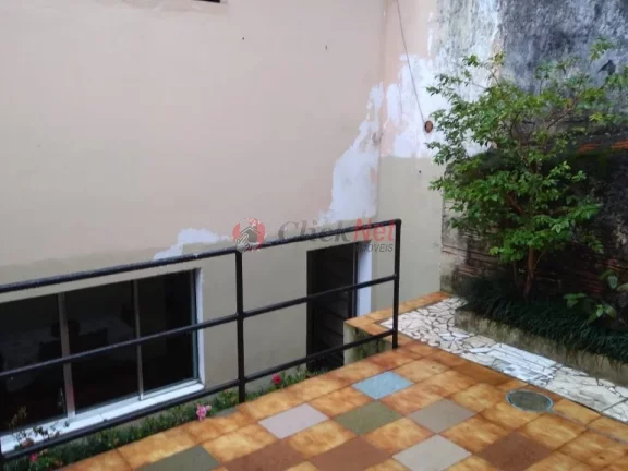Imagem Oportunidade - Amplo Sobrado à Venda em São Bernardo do Campo no bairro Alto Industrial.