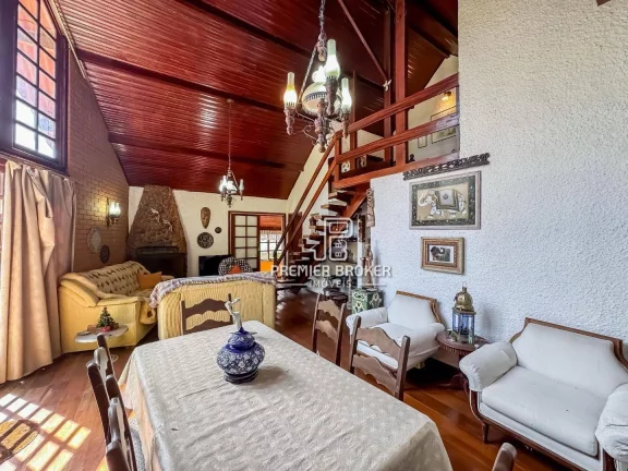 Imagem Casa à venda, 108 m² por R$ 900.000,00 - Comary - Teresópolis/RJ