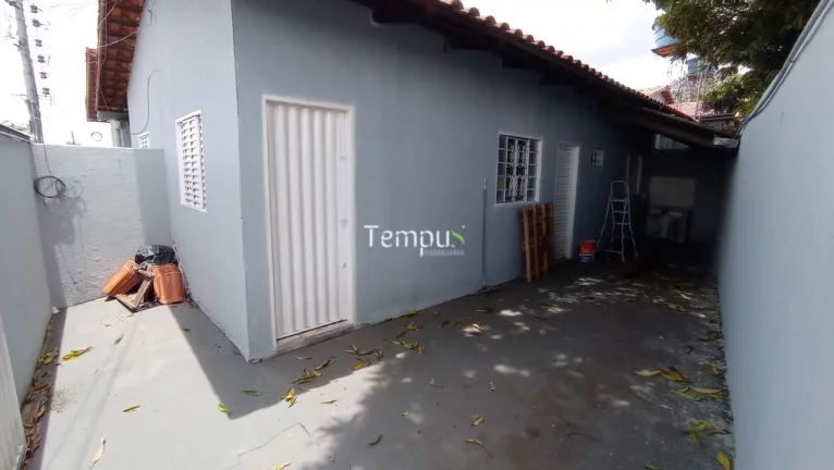 Imagem Casa Padrão, Casa com 2 dormitórios + 3 barracões à venda, 300 m² por R$ 450.000 - Cidade Livre - Aparecida de Goiânia/GO