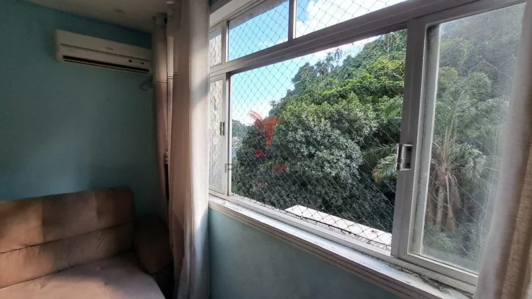 Imagem Apartamento á venda em São Vicente,com vista para o mar excelente localização