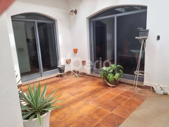 Imagem Casa à venda - Centro