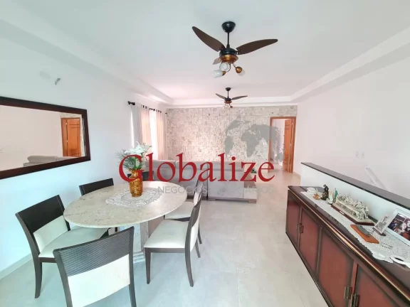 Imagem Casa Sobreposta Alta à venda no bairro do Embaré em Santos por R$ 1.135.000,00