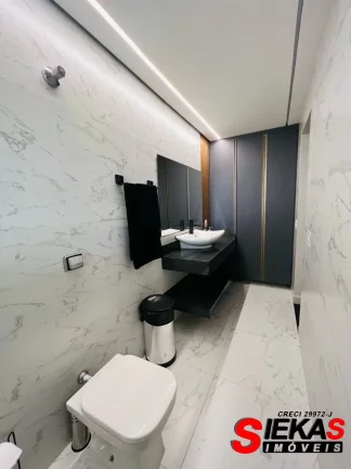 Imagem Imperdível! Casa de 3 quartos e 1 suíte no Tatuapé, São Paulo-SP: 200m², 3 banheiros e 2 vagas de garagem. Confira!