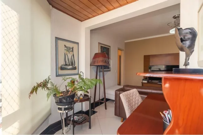 Imagem Apartamento de 82m² | 3 Dormitórios (1 Suíte) | 2 Vagas Fixas | Condomínio com Piscina, Sauna, Horta e Gerador