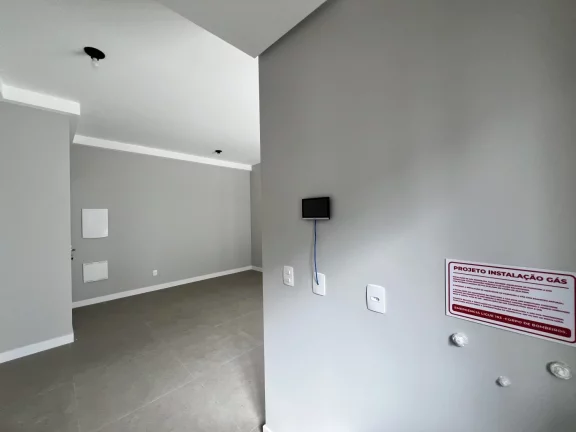 Imagem Apartamento para Venda em Florianópolis / SC no bairro Cachoeira do Bom Jesus