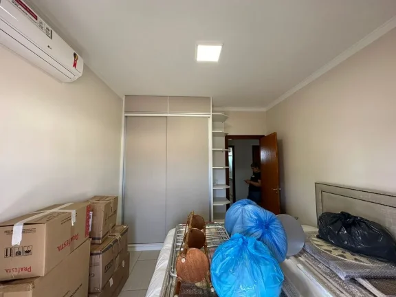 Imagem Sobrado em Rua Comercial Excelente Oportunidade!
