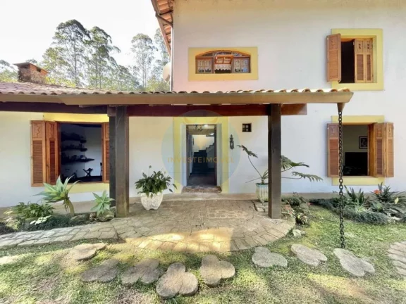 Imagem Casa em Condomínio a Venda no bairro Granja Viana - Embu das Artes, SP