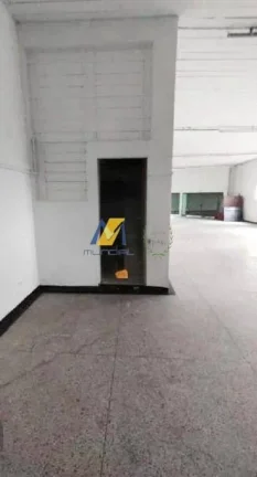 Imagem Alugo Salão Comercial em Parque Novo Oratório, Santo André