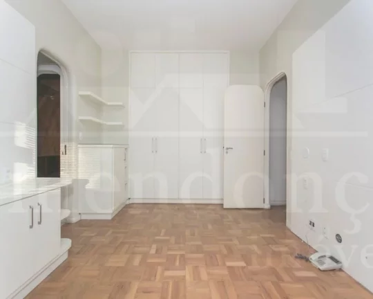 Imagem Apartamento com living para 03 ambientes, terraço, lavabo, hall de distribuição, banheiro com box...