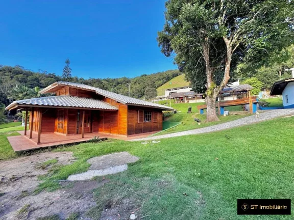 Imagem Lindo Sítio à venda com 91.000m² e 5 Lagos em Nazaré Paulista - 75km de SP!