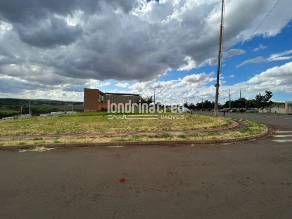 Imagem Excelente Terreno Comercial em Ibiporã: 487,52 m² em Área em Crescimento, Frente à Hayamax, com Fácil Acesso ao Centro e à BR 369. Oportunidade Única