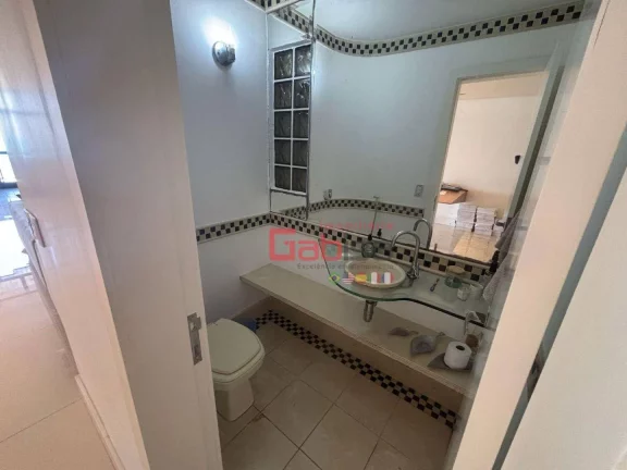 Imagem Apartamento com 3 dormitórios à venda, 250 m² por R$ 3.500.000,00 - Centro - Cabo Frio/RJ
