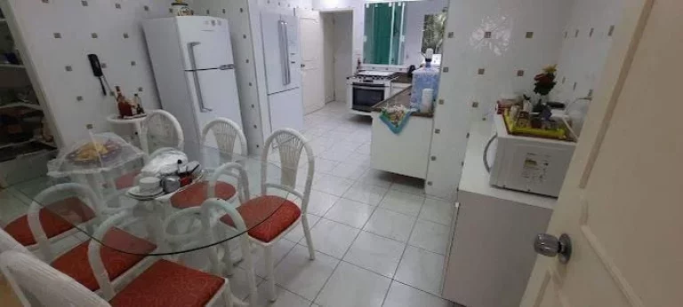 Imagem APARTAMENTO SUPER AMPLO CLEAN, MOBILIADO, COM VISTA PARA O MAR