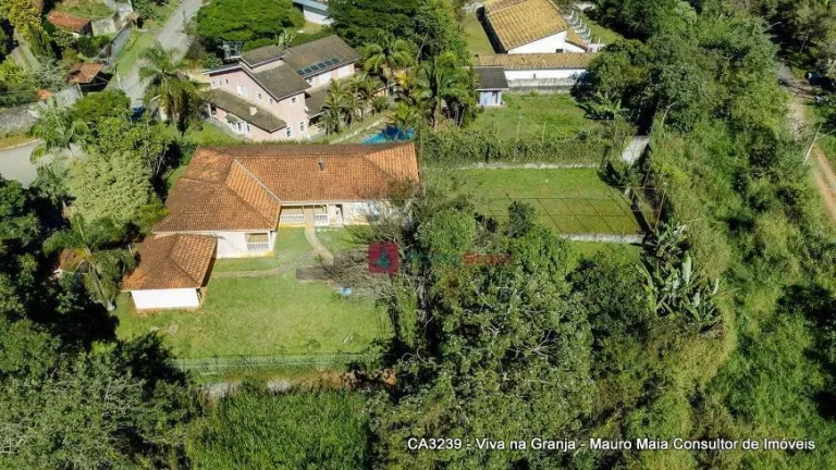 Imagem Casa de Condomínio com 4 Quartos e 3 banheiros à Venda, 329 m²