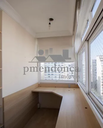 Imagem Apartamento em Higienópolis com 3 quartos (1 suíte) e 1 vaga, 180 m2