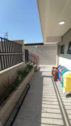 Imagem Apartamento com Varanda Gourmet, churrasqueira, Quintal de 90 mts2, Village Santana