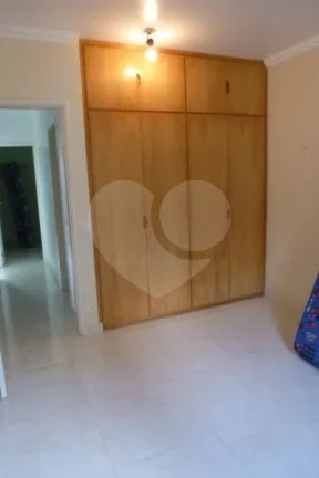 Imagem Apartamento à venda com 3 quartos, sendo 1 suíte, no condomínio Edifício Casa Blanca, São Paulo - SP