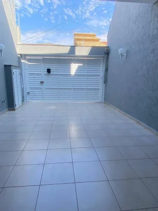 Imagem Sobrado Maravilhoso 174 m² 3 Dormitórios sendo 1 Suíte e 2 Vagas
