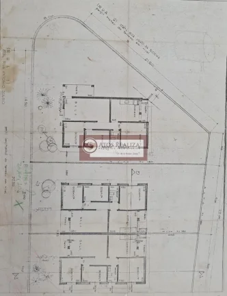Imagem CASA TÉRREA A VENDA NO JARDIM CONSÓRCIO, IMÓVEL PARA REFORMA E MODERNIZAÇÃO, 225m2 DE ÁREA TOTA.