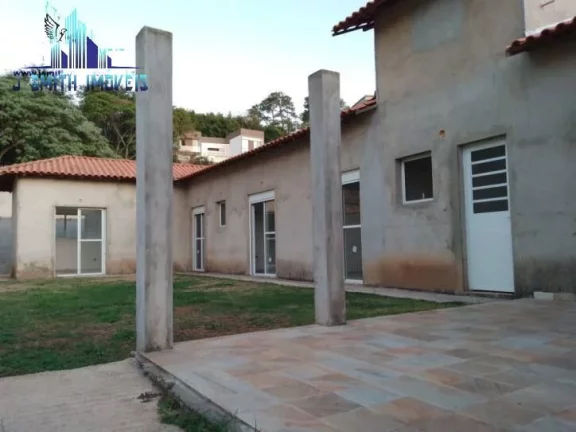 Imagem CASA COM PROJETO ARROJADO, TÉRREA ASSOBRADADA, EM CONDOMÍNIO FECHADO.