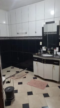 Imagem Sobrado com 4 dormitórios à venda, 235 m² por R$ 530.000,00 - Jardim Márcia - Suzano/SP