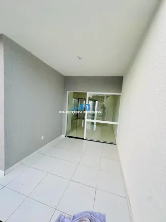 Imagem Casa para Venda em Feira de Santana, Mangabeira, 2 dormitórios, 1 banheiro, 2 vagas