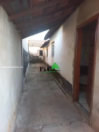 Imagem Casa para Venda em Limeira, Jardim Nova Suíça, 4 dormitórios, 2 banheiros, 2 vagas