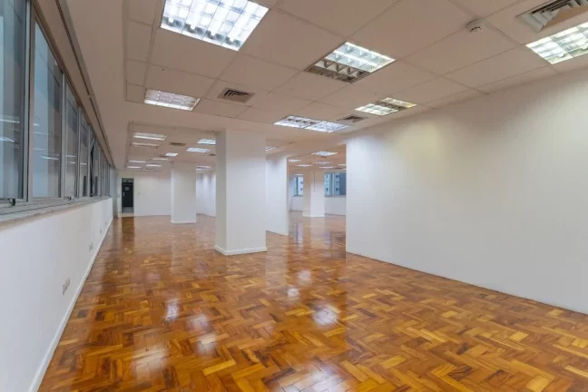 Imagem Sala Laje Comercial Conjunto Andar Copan Metrô República Para Alugar, 380 m² por R$ 16.689/mês - Av Ipiranga 324 - República - São Paulo/SP - SA0339