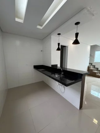 Imagem Casa de Condomínio - SOBRADO - BAIRRO MARACANÃ