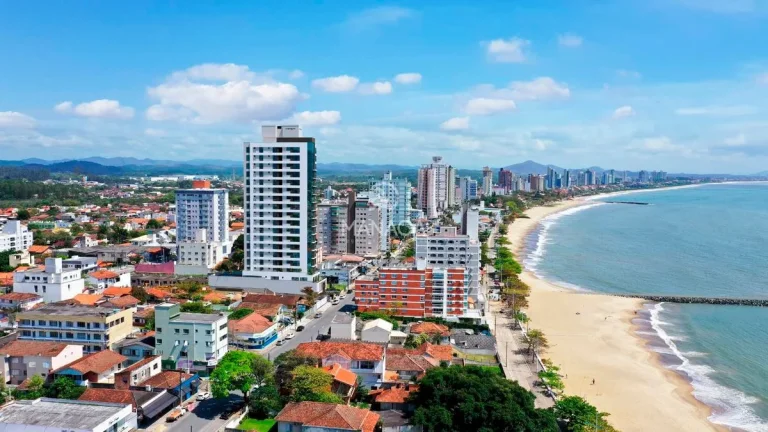Imagem Apartamentos 4 Quartos- frente ao mar- centro Balneário Piçarras - SC - Unique Home