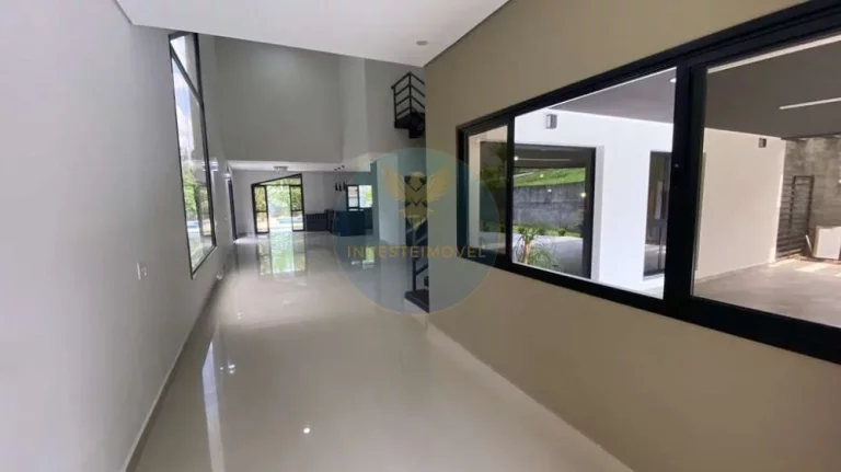 Imagem Casa em Condomínio a Venda no bairro Granja Viana - Cotia, SP