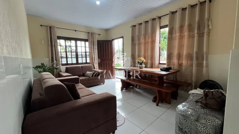 Imagem Terreno com Duas Casas Térreas – Oportunidade para Investir ou Morar Bem