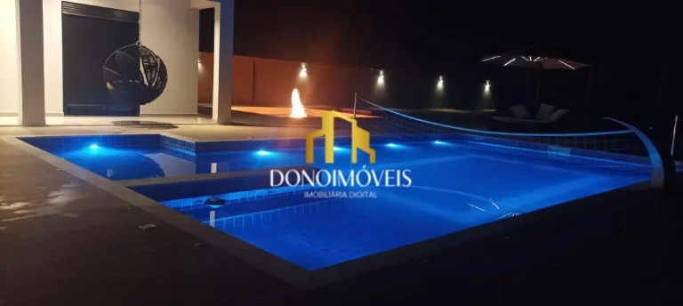 Imagem Casa em condomínio completo, com 250 m² de área construída em um amplo terreno de 1.000 m², ide...