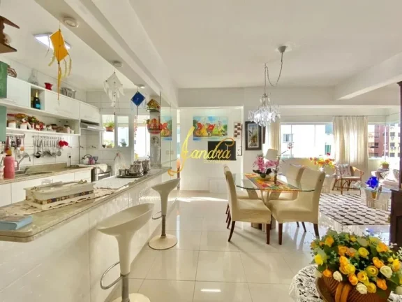 Imagem Apartamento com vista parcial na avenida a 50m do mar
