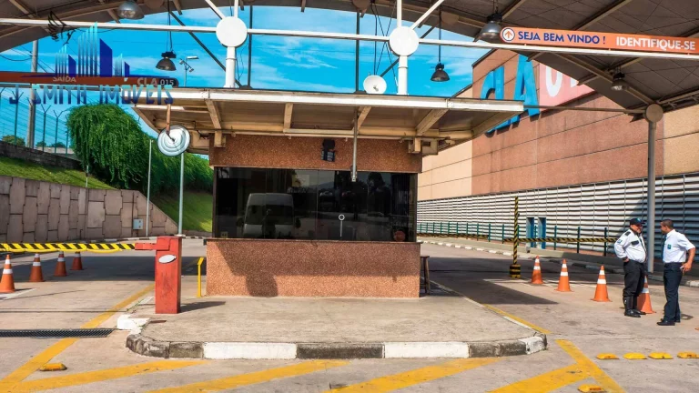 Imagem GALPÃO 2.400M² condomínio modular na Rod. Anhanguera - sp