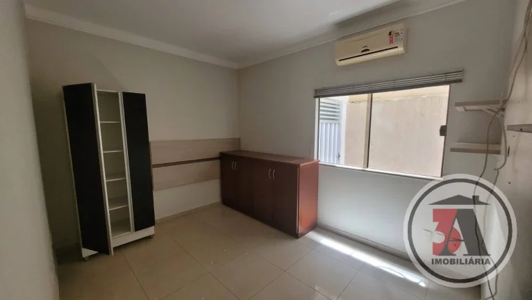 Imagem Casa 260m2 Cond. N.S. Maria Auxiliadora