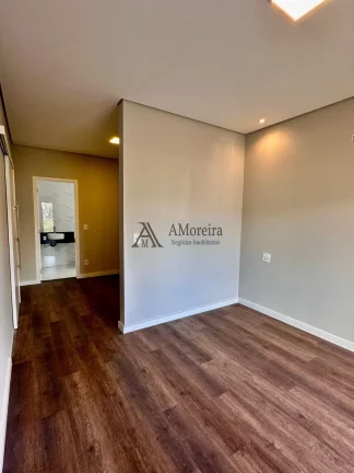 Imagem Maravilhosa casa em loteamento fechado à Venda em Jundiaí-SP, 3 Suítes e 4 Vagas de Garagem no Reserva Ermida!