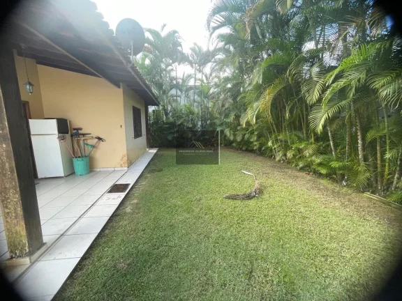 Imagem Casa em Condomínio para Venda em Ubatuba / SP no bairro Horto Florestal