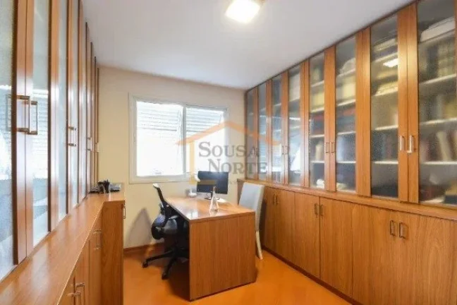 Imagem Apto 4 dormitórios, sendo 1 suite, sala ampla, integrada com a cozinha, cozinha planejada, área de...