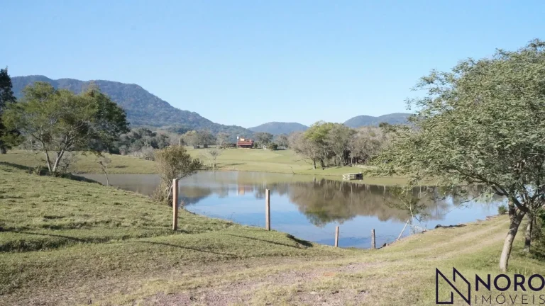Imagem Lindíssima chácara, 2,1ha, acesso asfaltado, com sede, cocheiras, horta, pomar,