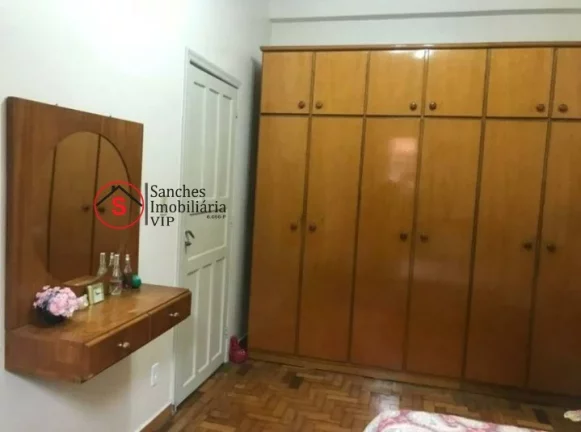 Imagem Oportunidade. Casa com 3 dormitórios para Venda - 220 m no Bairro Vila Canero / zona Leste, Fácil acesso a avenida Salim Farah Mafuf