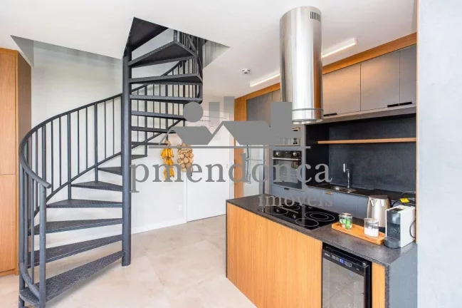 Imagem Lindo Apartamento Duplex de 89 m² em Pinheiros, 1 sui­te e 1 vaga.